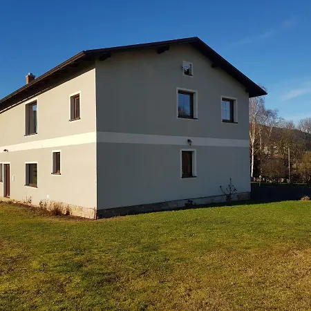 Domecek S Vyhledem Nyaraló